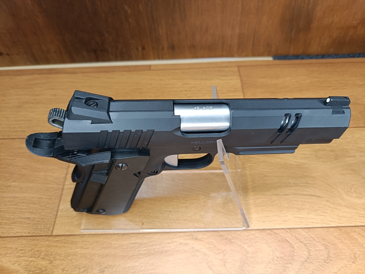 Carbon8 HellCat 4.3 CO2 GBB 紹介レビュー - kazuravi223's diary