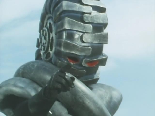 サイエンスパトロール 三ヶ月仮面&タイヤ仮面 ゴレンジャー 三日月仮面 ソフビ 51nHgzDJYHL._UF350,350_QL50_.jpg