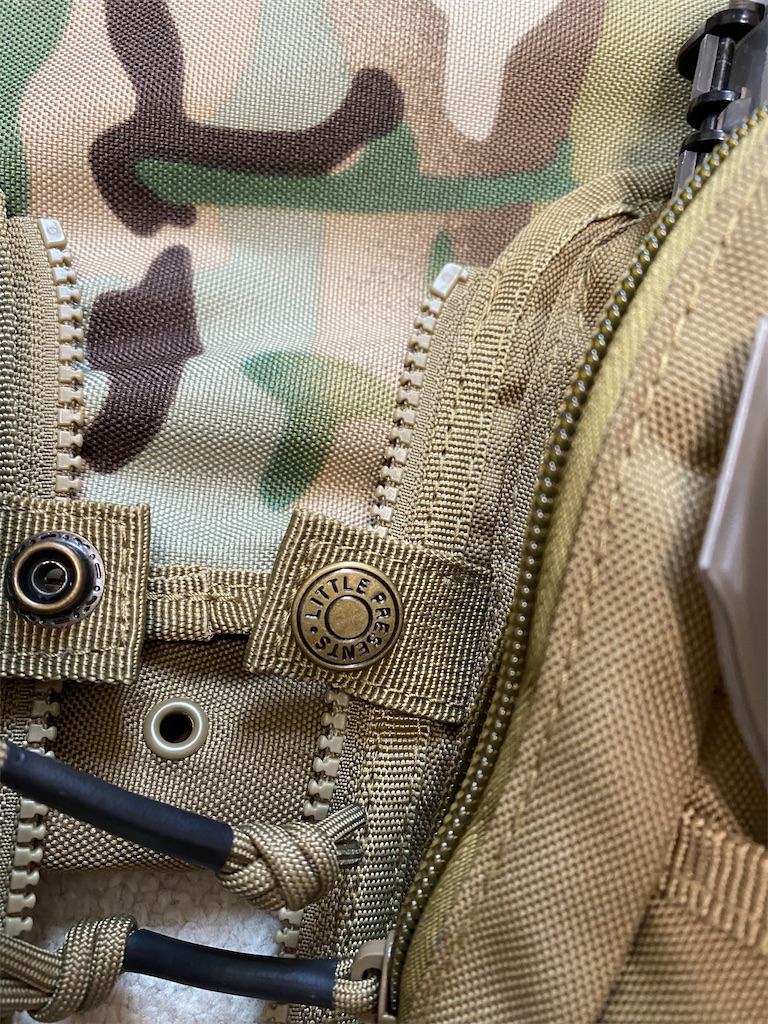 リトルプレゼンツ ストラップ ベスト ネオ　マルチカム LittlePresents】V-23 ストラップ ベスト ネオ(MULTI CAMO)