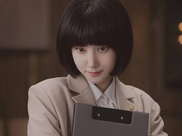 パク・ウンビン直筆サイン入り2Lサイズ写真…ウ・ヨンウ弁護士は天才肌 Amazon.co.jp: 韓国ドラマ ウ・ヨンウ弁護士は天才肌 写真集