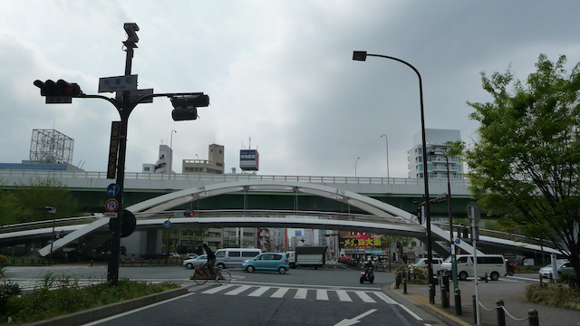 f:id:kbas:20110426021730j:image:h180 f:id:kbas:20110426021730j:image:h180