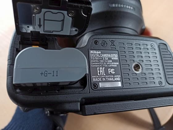 あると安心】フルサイズ一眼レフNikonD750のオススメバッテリーはこれ