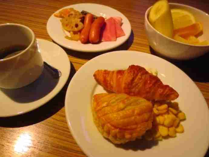 新宿まとめ 朝活にもオススメ 早朝14軒 カフェ 喫茶 ファミレス ファストフード 珈琲とけだま