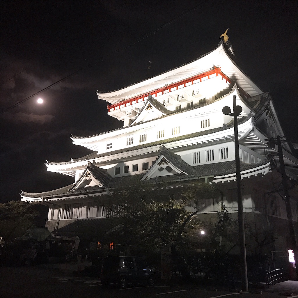 静岡 熱海でのおすすめ夜景スポットはここ 熱海城ふもとから見る夜景 タビカツリブログ