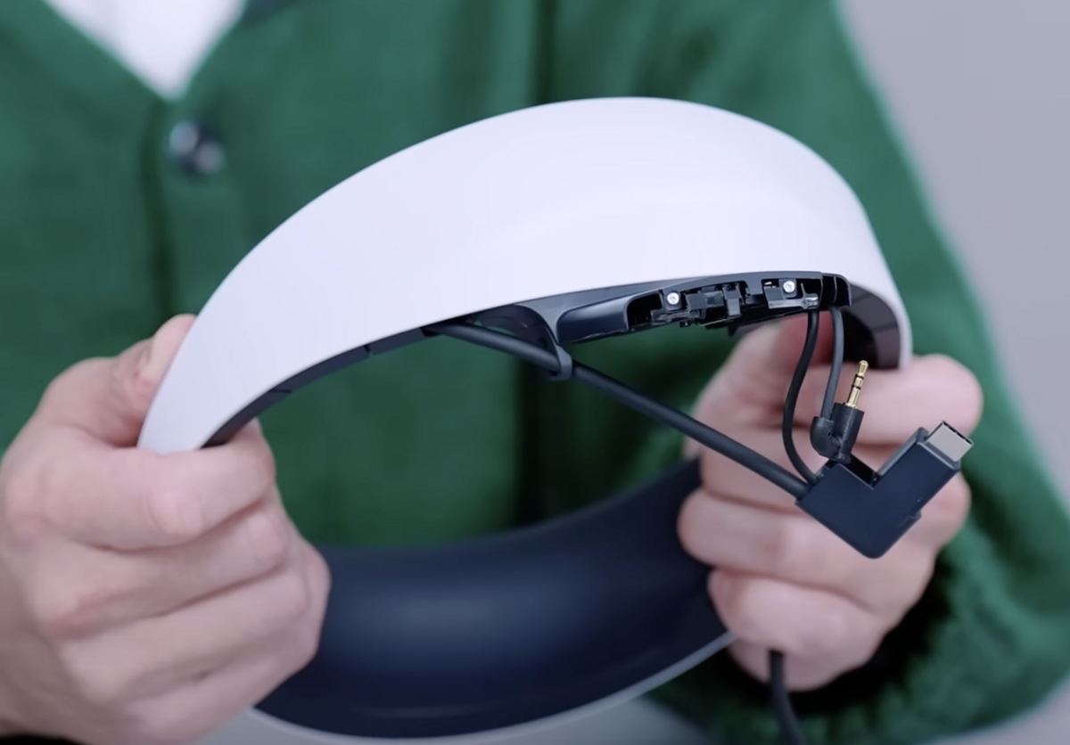 PlayStation VR2 開発者による本体とコントローラーの分解解説動画を見る The Road to Next Gen Ludens