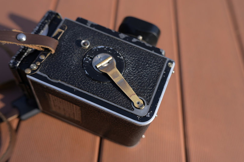RolleiFlex Standard ~時を超えて~ - 今日もカメラと。 RolleiFlex Standard ~時を超えて~ - 今日もカメラと。