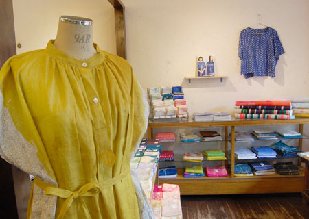 ATELIER to nani IRO 季節をまとう 一年の服 | 伊藤 尚美 |本