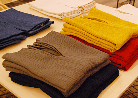 えみおわす 春夏の服① - 恵文社一乗寺店 スタッフブログ
