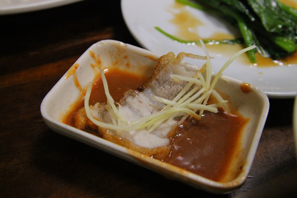 周記肉粥店