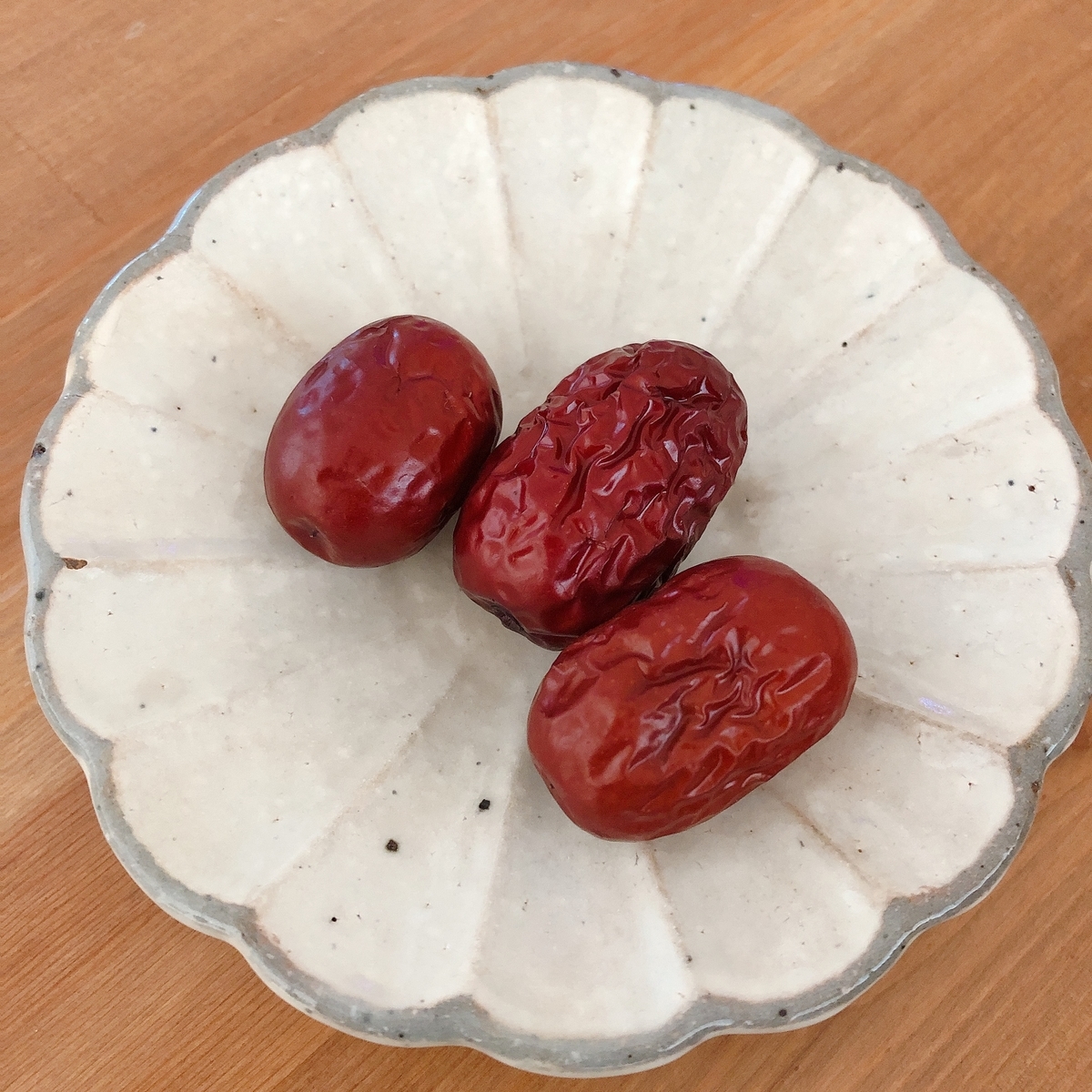 業務スーパーの乾燥なつめをもっと乾燥させて 手軽に食べれる薬膳おやつを作ったよ Kei Life 12