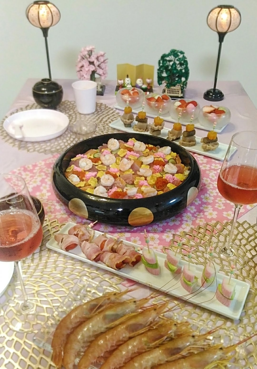 ひな祭り お花畑のちらし寿司とピックに刺したもの達 Party On The Weekend 週末はパーティ ひな祭り お花畑のちらし寿司とピックに刺したもの達 Party On The Weekend 週末はパーティ