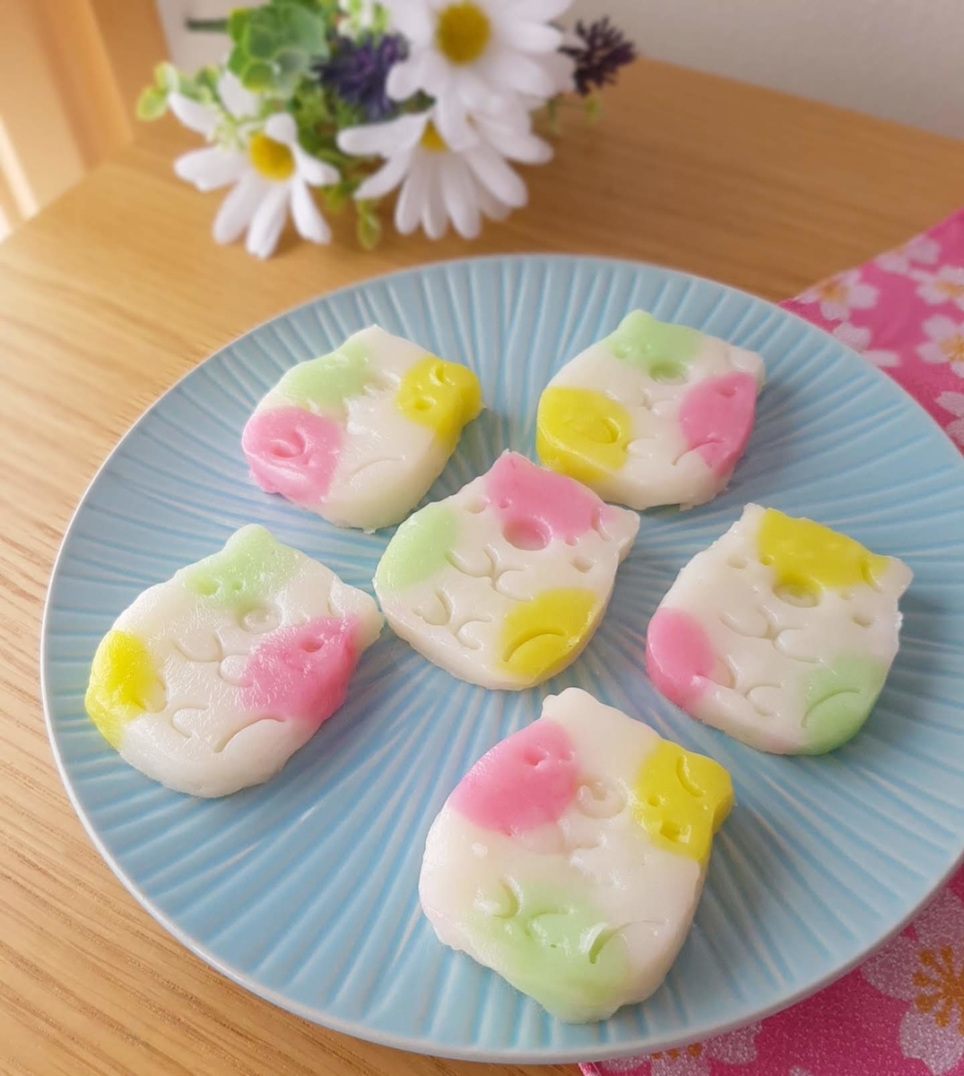 ひな祭り 今年もクッキー型で愛知の祝い菓子おこしものを手作りしました Party On The Weekend 週末はパーティ