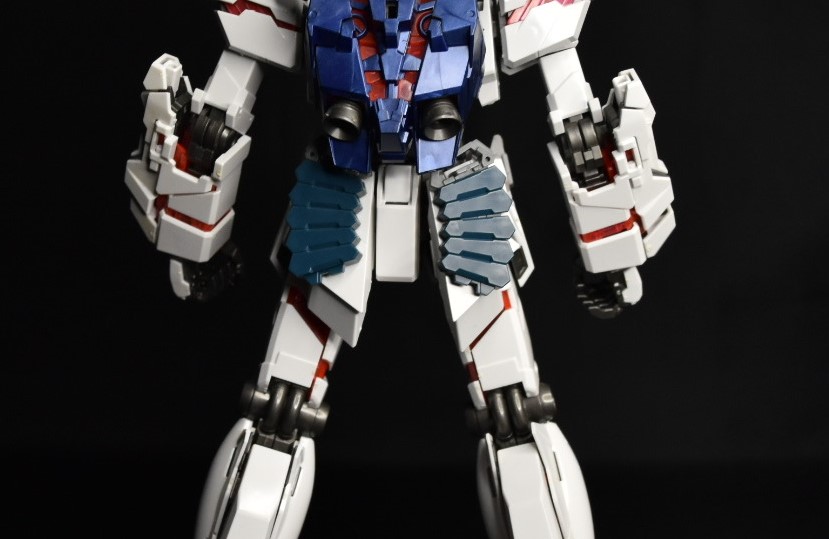 MG 1/100 ユニコーンガンダム HDカラー+MS CAGE】レビュー