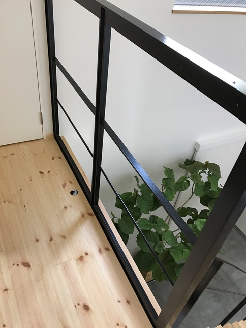 2階の手すり部分