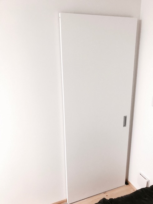 #サンワカンパニー#アウトセット#ノッポ#引き戸