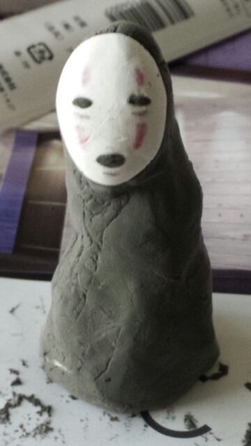 100均の紙粘土でカオナシを作る コアラさんのブログ