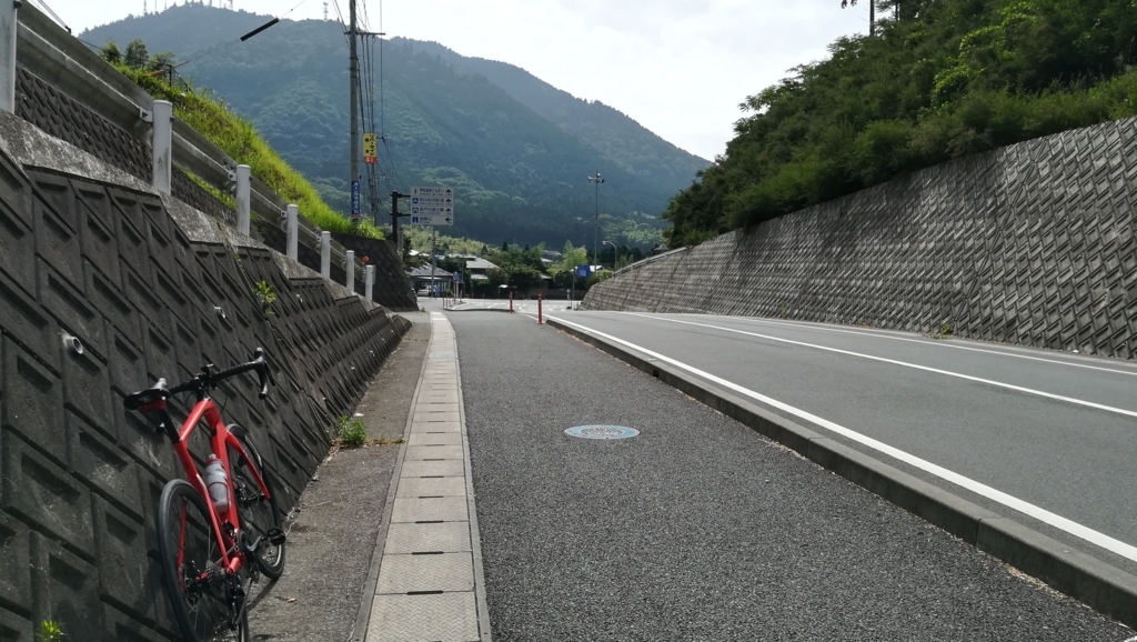 f:id:kellin:20170625140700j:plain f:id:kellin:20170625140700j:plain