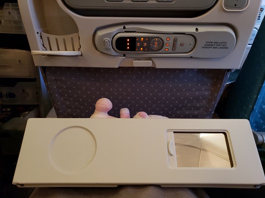 折り畳みテーブルのミラー部分