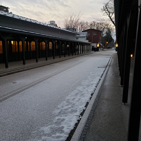 界アルプス、朝の雪
