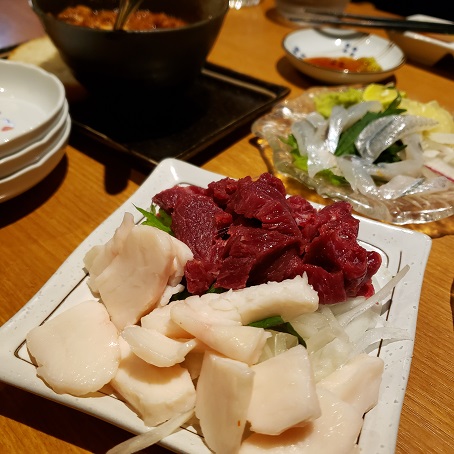 馬刺し