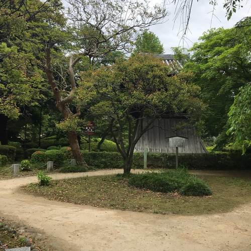 鑁阿寺（ばんなじ）