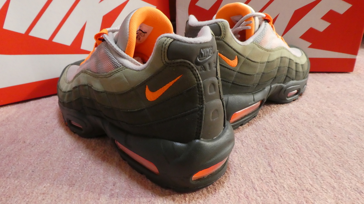 エアマックス95が届きました(*^▽^*) NIKE ナイキ AIRMAX95 OG STRING 