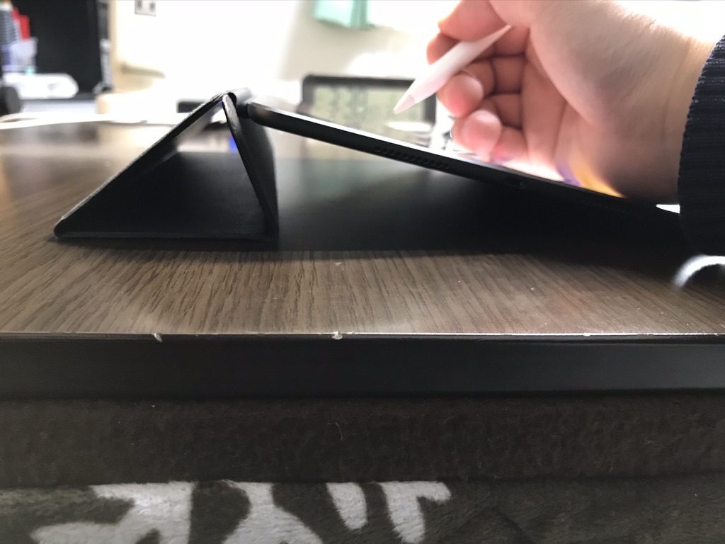 傷さえも美しく】学生Apple信者によるiPad Air（2019）用「Leather