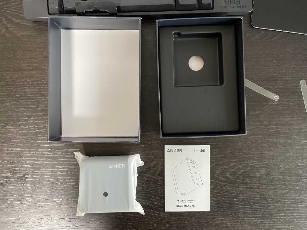 開封レビュー】現状最強の充電器。学生Apple信者によるAnker 747