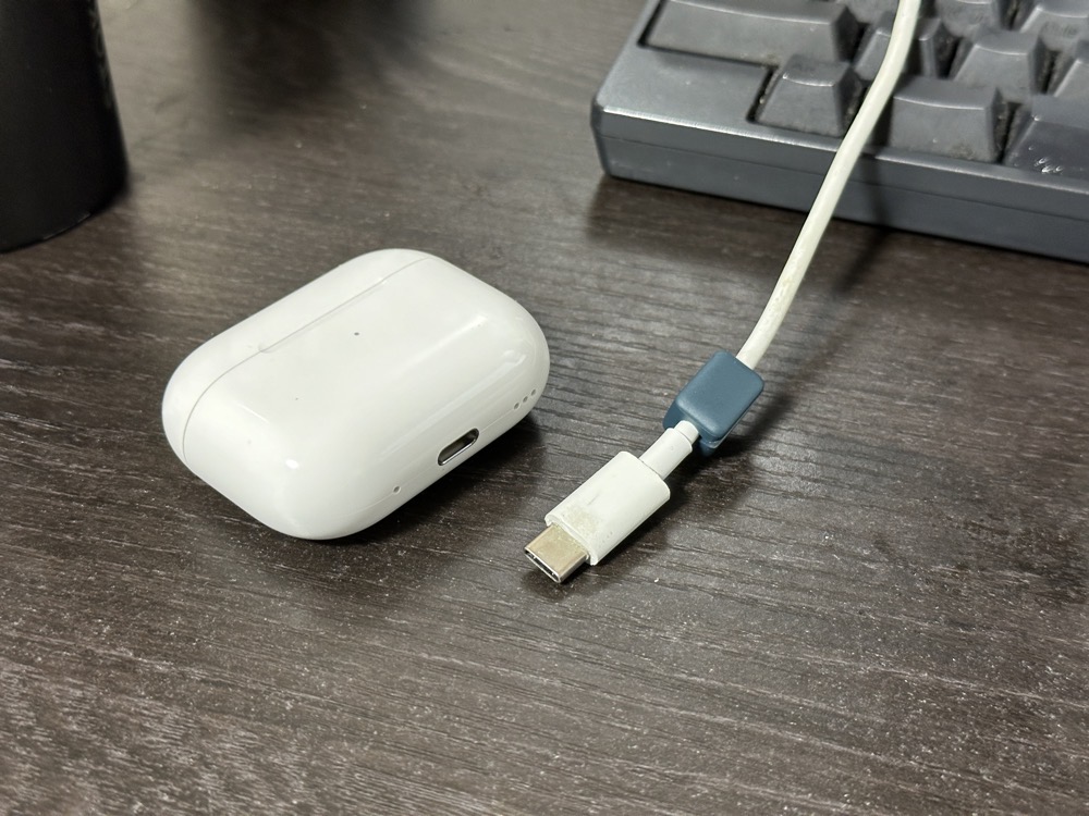 AirPod Pro(第2世代)USB-C 箱は開封済みですしかし使われていない AirPodsPro USB-C (第2世代）開封の儀と先代比較のファースト