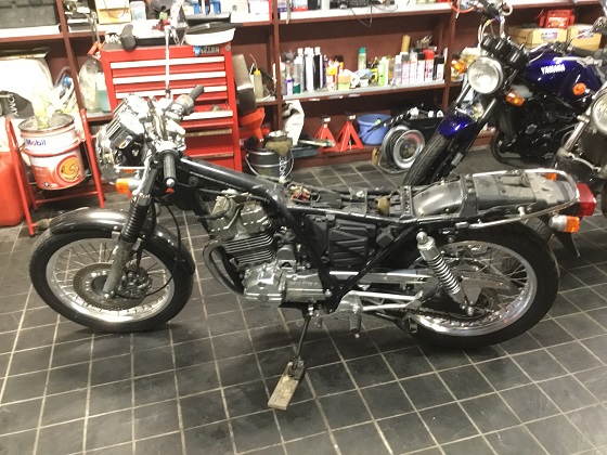 バイク女子 バイクのレストアに挑む Gb250クラブマン編 Vol 3 建機女子 Kenjo バイクに挑戦