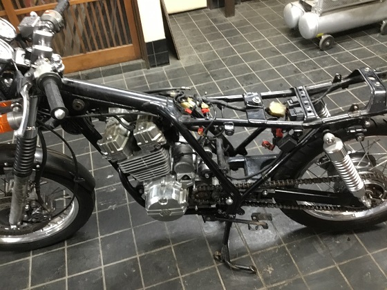 バイク女子 バイクのレストアに挑む Gb250クラブマン編 Vol 4 建機女子 Kenjo バイクに挑戦