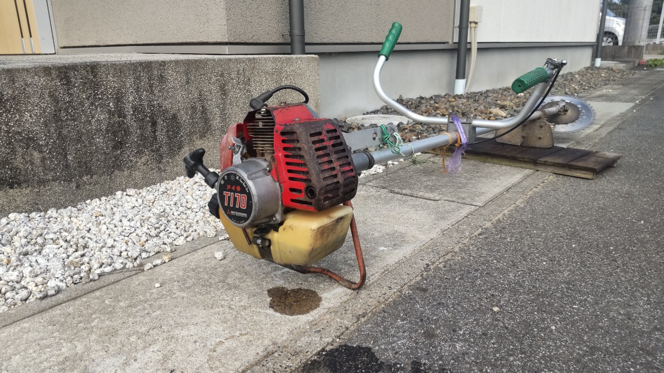 草刈機、刈払機　三菱(T170) 三菱T170刈払機修理完了。 - なぁ～やんの日記