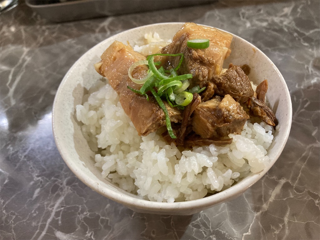 708 中華そば 製麺rabo 西新宿五丁目 感動的なコスパのあっさり鶏出汁中華そば トロトロ角煮丼 腸壁を削って美味い物を食す