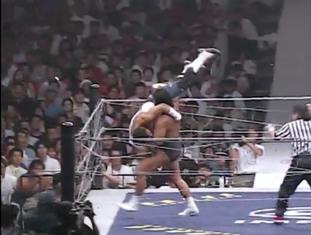 またぐなよ 邪道大仁田厚に諭した長州力の名言 僕と新日本プロレスと 新日本プロレスのブログ