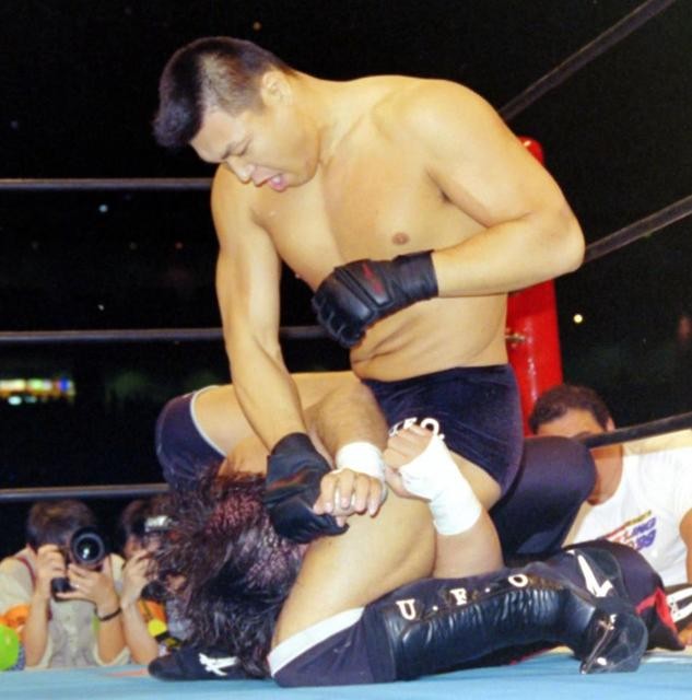 新日本プロレス 一触即発 ザ・ケンカファイト　VOL.2 DVD 橋本vs小川 Amazon.co.jp: 一触即発 VOL.2〈新日本プロレス VS 誠心会館編