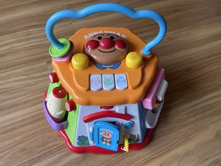 アンパンマン　おもちゃ　0歳　1歳　人気