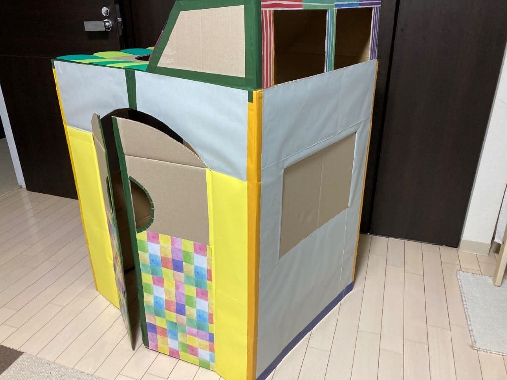 段ボールハウス　作り方