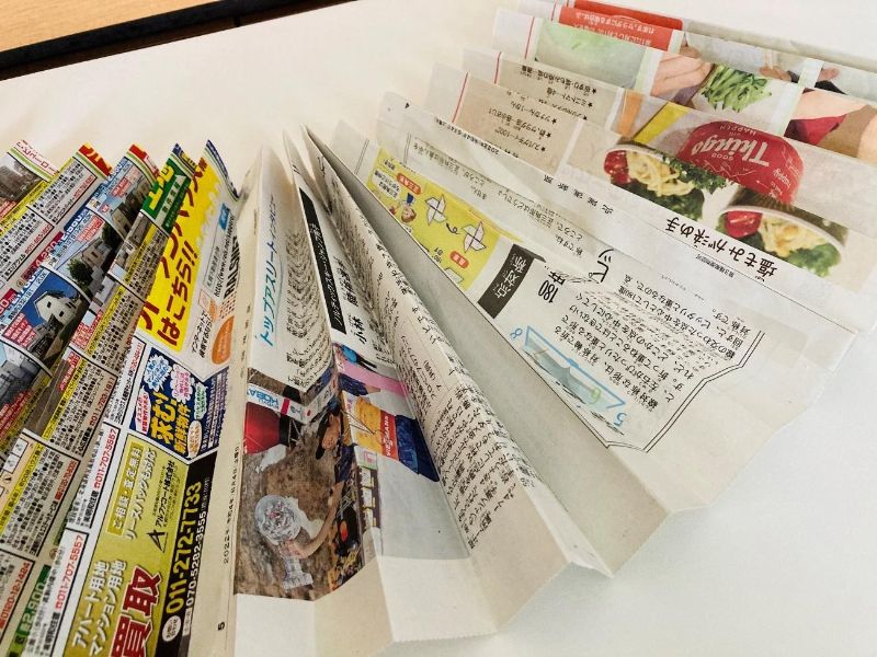 新聞紙遊び　アイデア　手作り