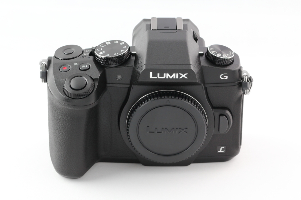Lumix G8
