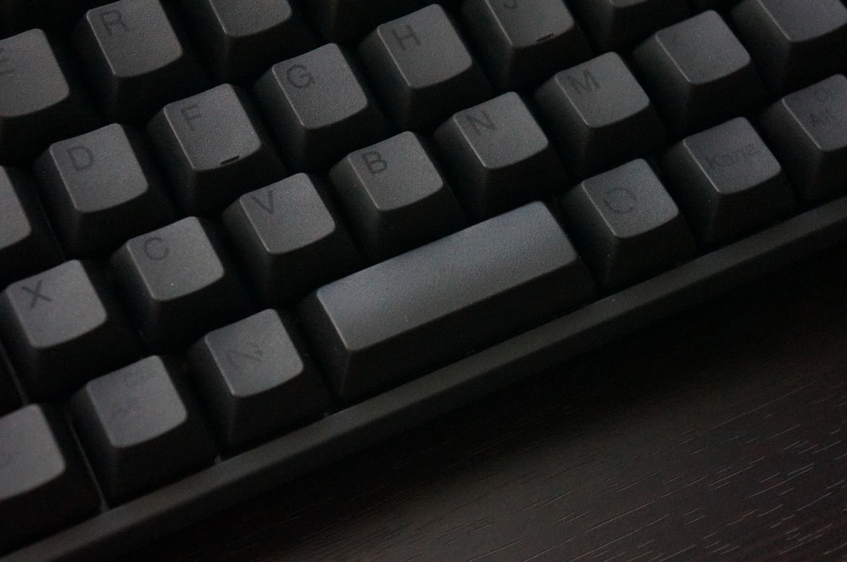f:id:kerneln:20200503145641j:plain キーボード,HHKB,レビュー,無線,有線