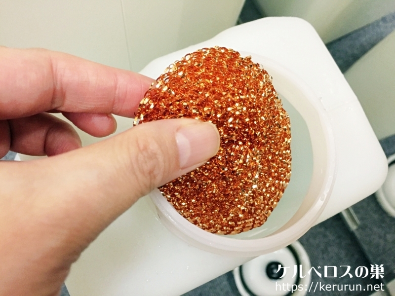 純銅たわしを加湿器のタンクに入れたらピンクぬめりが出にくくなった話 