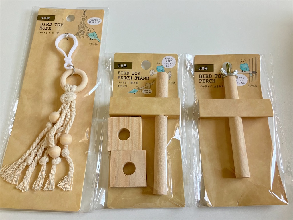 文鳥さんの遊び場 バードアスレチックを作成（100円均一の材料を多用