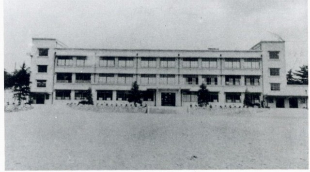 昭和11年築の西宮市立夙川小学校、6月19日にお別れ見学会 - きーぼー堂