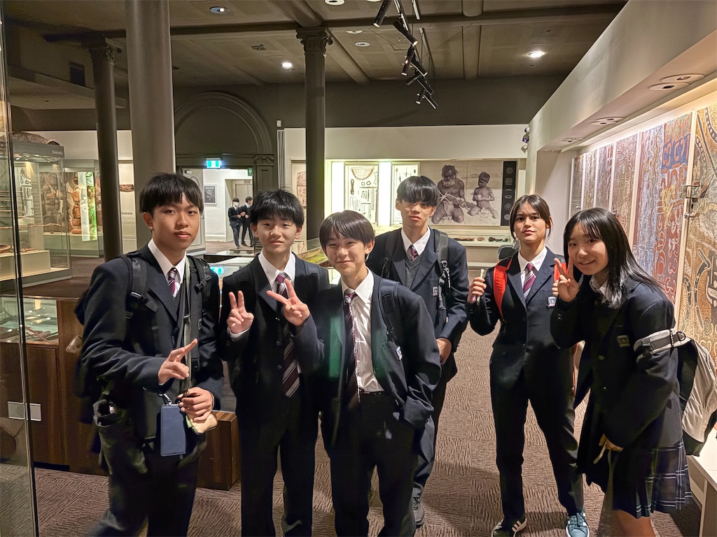 【中古】 ６０歳の異文化体験記 ＩＩＰの海外研修で、米国小学校の教壇に立つ/ＮＥＣメディアプロダクツ/阿部清一 St Aloysius 8/1 【中3海外異文化体験研修】 - JUNIOR & SENIOR