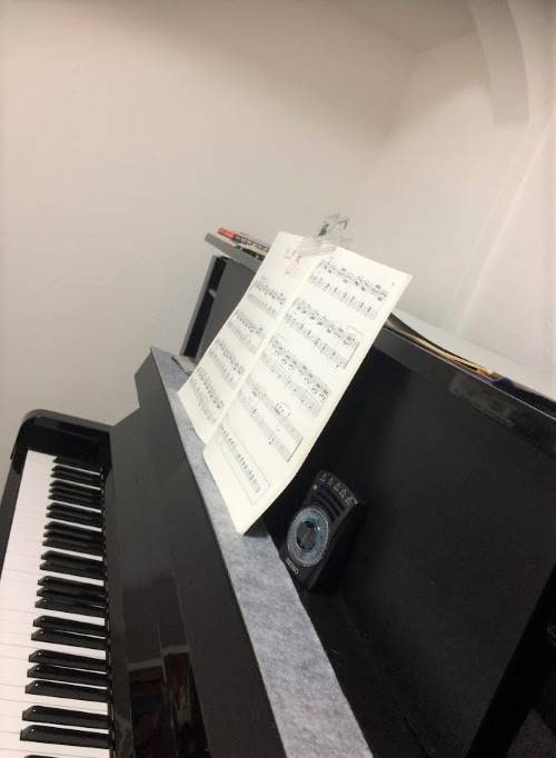 ピアノ譜面台 自作 Diy です Kibikibiの音 ピアノ譜面台 自作 Diy です Kibikibiの音