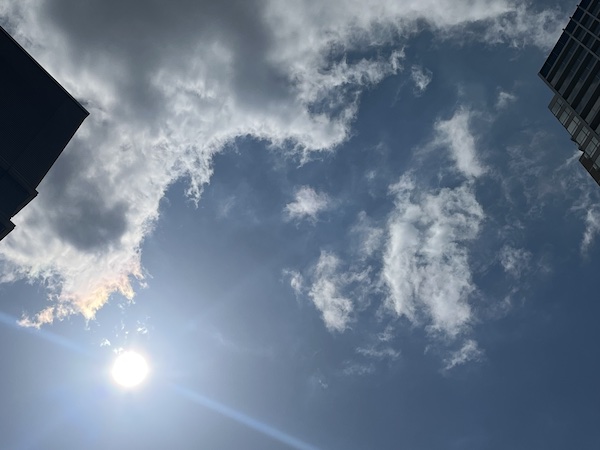 雲と太陽