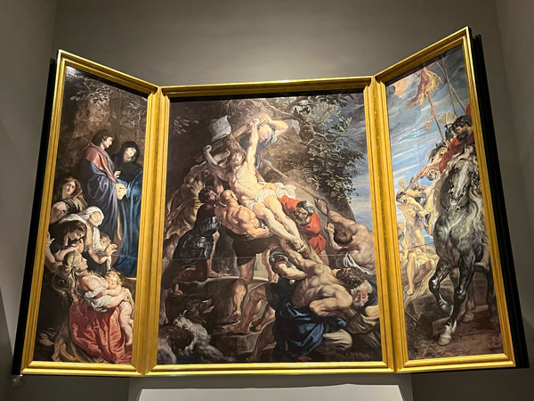 ルーベンス「キリスト昇架（三連祭壇画）」