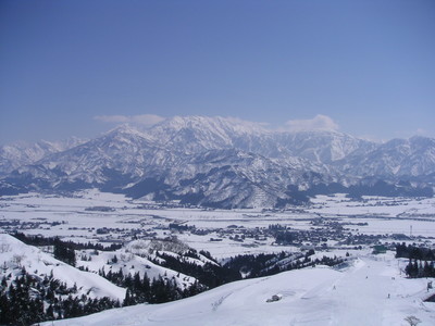 八海山(五日町スキー場より)