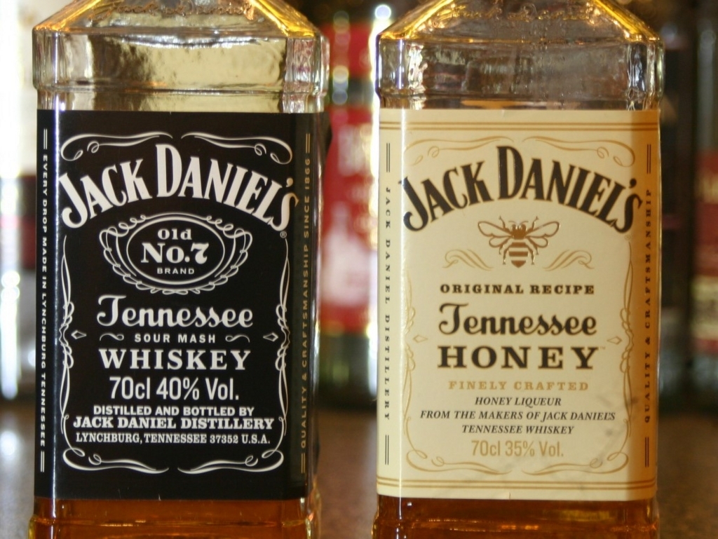 ブリキ看板 （ジャックダニエル、ジョニーウォーカーなど）&パブミラー5点セット ジョニーウォーカー Johnnie Walker ブリキ看板 20cm×30cm お酒