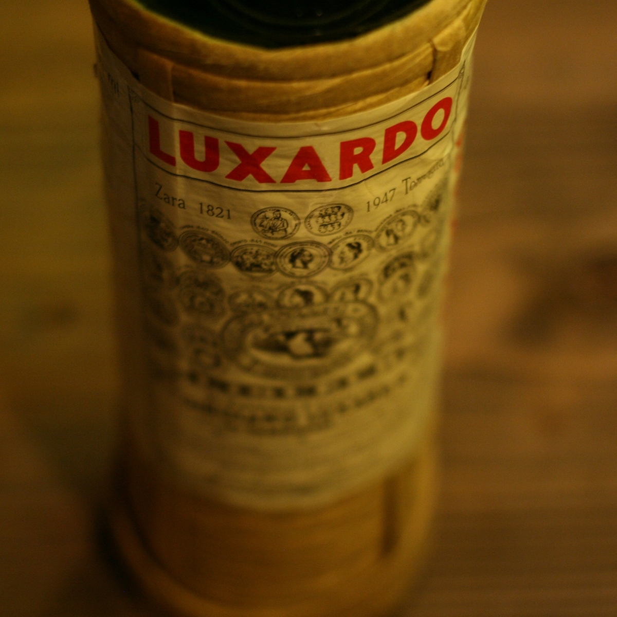ルクサルド　マラスキーノ　200周年記念ボトル ルクサルド / マラスキーノ32度 750ml: 酒類・アルコール | 製菓